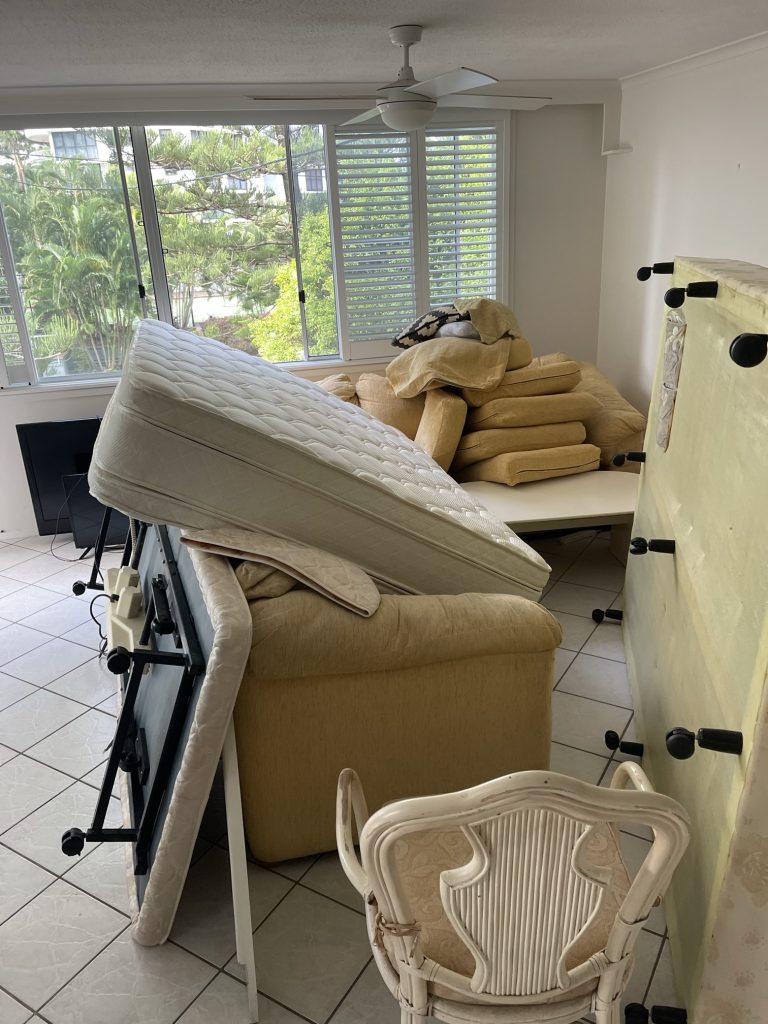 Broadbeach Rental Apartment Furniture Removal