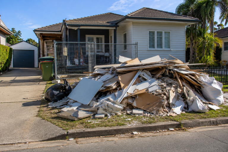 How to remove renovation waste on the Gold Coast